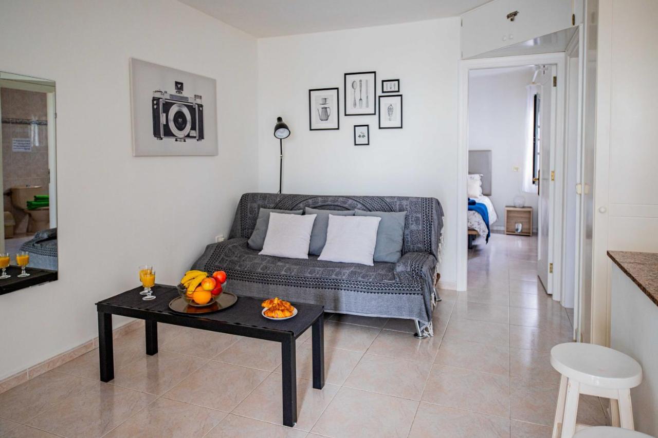 Sea Breeze Apartment ปูแอร์โตเดลคาร์เมน ภายนอก รูปภาพ