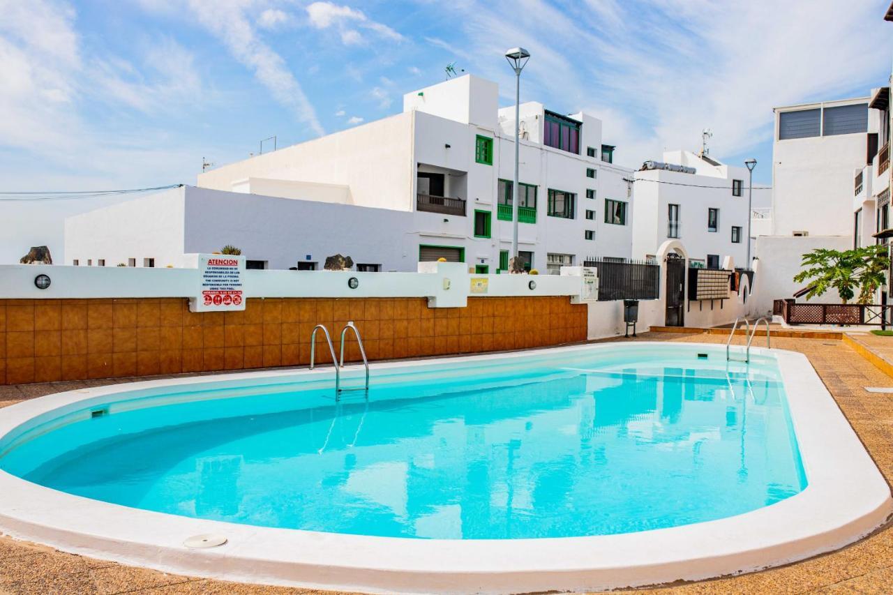 Sea Breeze Apartment ปูแอร์โตเดลคาร์เมน ภายนอก รูปภาพ