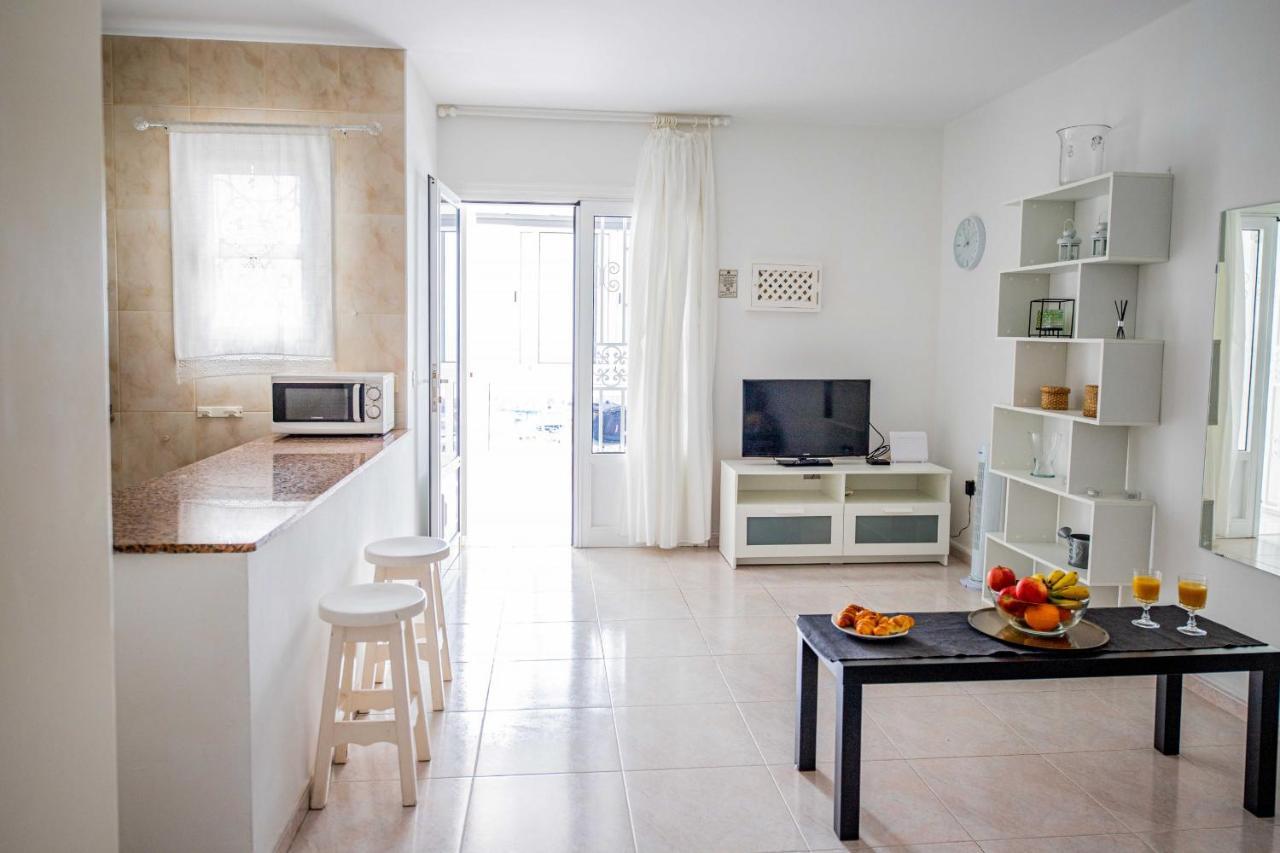 Sea Breeze Apartment ปูแอร์โตเดลคาร์เมน ภายนอก รูปภาพ