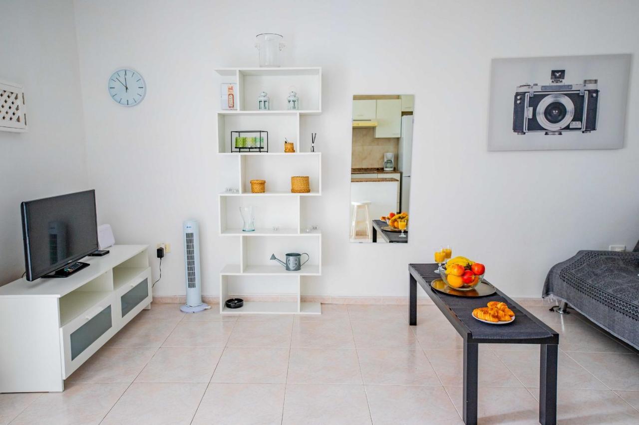 Sea Breeze Apartment ปูแอร์โตเดลคาร์เมน ภายนอก รูปภาพ